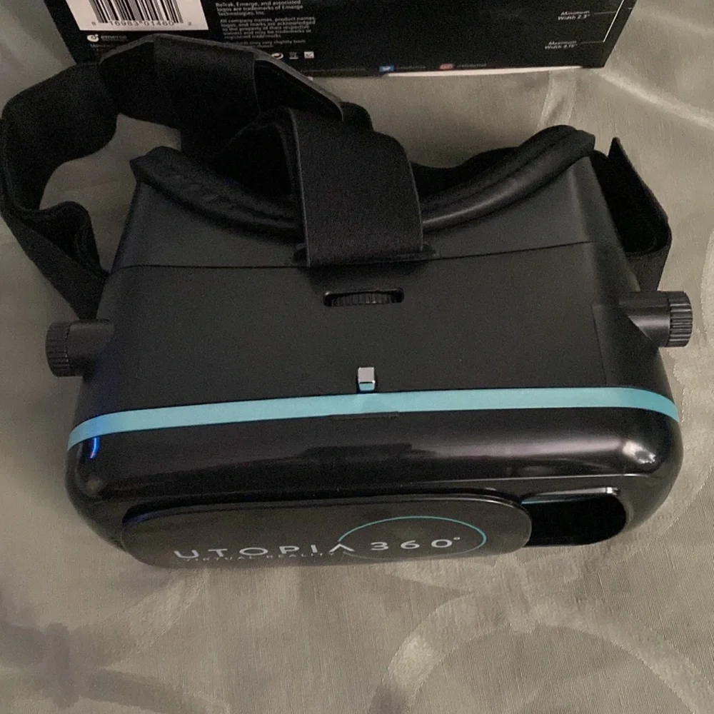 VR Headset Utopia 360 Virtual Reality